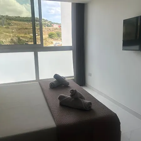 Stunning Seaview Penthouse With Sun Terrace St. Paul's Bay