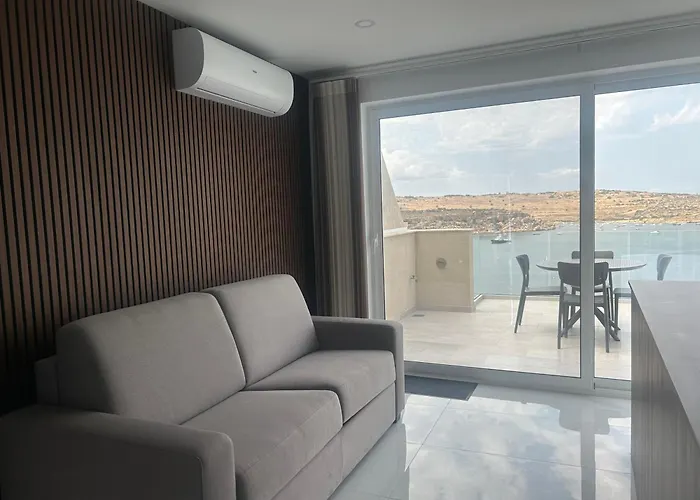 Stunning Seaview Penthouse With Sun Terrace *
