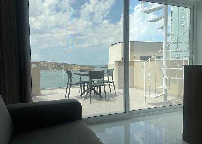 Stunning Seaview Penthouse With Sun Terrace San Pawl il-Baħar