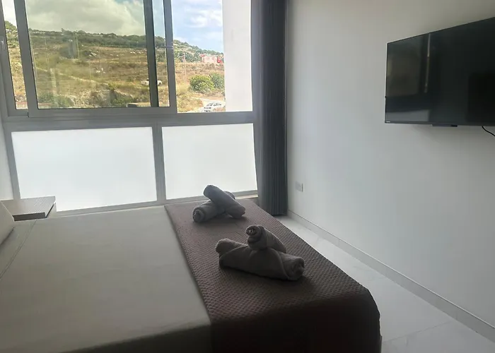 Stunning Seaview Penthouse With Sun Terrace San Pawl il-Baħar